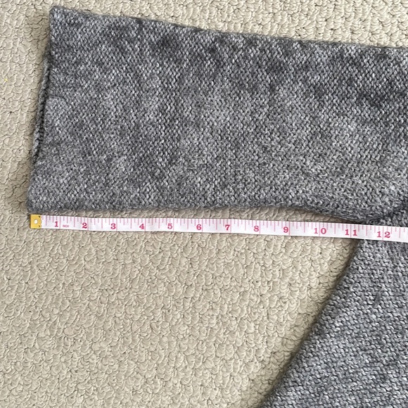 In 2 Anthropologie acrylic and alpaca bell sleeve knit sweater - Picture 9 of 12
